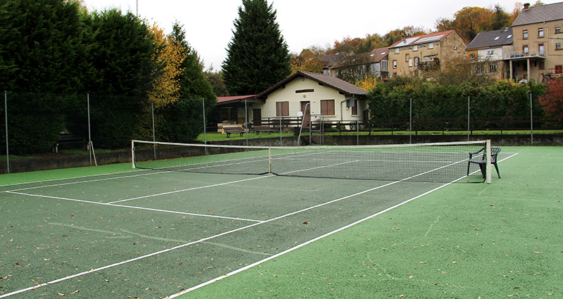 Les terrains de tennis